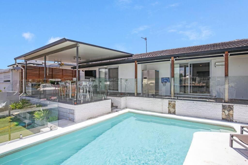 Stunning Entertainer With Private Holiday home Gold Coast